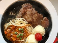-豪客来牛排(雄峰城店)