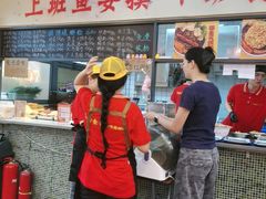 -宝龙城(杭州滨江店)
