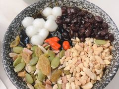 -菌子鲜汤野生菌锅