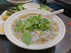 越南生牛肉粉-PHO·5越南牛肉粉(建新路店)