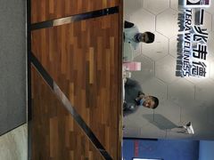 -一兆韦德健身(慧芝湖店)