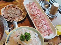 -东巴婆婆云南鱼豆花火锅(大东门店)