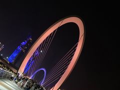 -南京眼步行桥