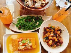 -隔壁老王·家常云南菜(花巷店)