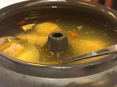 -云海肴·汽锅鸡·云南菜(天山百盛优客店)