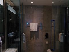 -上海龙之梦万丽酒店