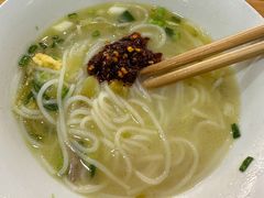 -老字号巴山酸菜米线(巴渝佳梦小区店)