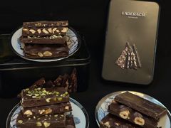 -Laderach 莱德拉(上海环贸iapm店)