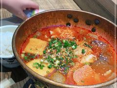 -成都你六姐·牛肉冒菜(上海环宇荟店)