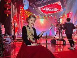 -尚美霓裳晚礼服·合唱服·舞蹈演出服租赁定制