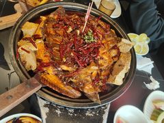 -辣尚瘾·烤鱼·新川菜(交大直营店)