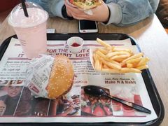 -The Habit Burger Grill 哈比特汉堡(复兴soho店)