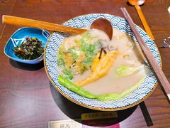 招牌黄鱼馄饨面.-老上海·金牌黄鱼馄饨面(田子坊店)