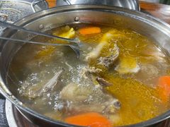-大眼强五杯鹅·桑拿鸡煲