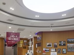 -雅悦齿科(顾村公园店)