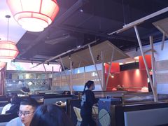 大堂-龙少爷碳火干锅(环球中心店)