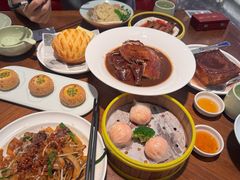 -蝴蝶里·粤菜·点心(龙湖杭州金沙天街店)
