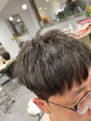 -15C7 男士理发馆 烫染专业店