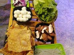 -地锅公社·现炒地锅鸡·地锅鱼·夜宵(罗锦路店)
