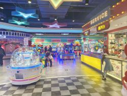 -LuckyStar幸运星家庭娱乐中心(东莞国贸店)