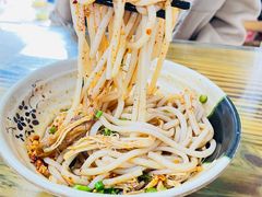 -再回首鸡肉米线(人民路一店)