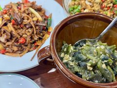 -湖南人家湘菜馆(镇江路店)