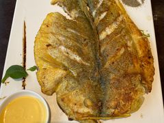 -赶海部落海鲜城(海阳路店)