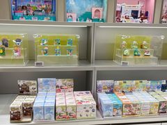 -泡泡玛特POPMART(蓝色港湾店)