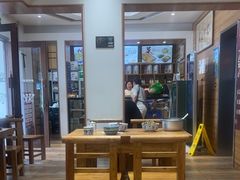 -十二忠手拉面(燎原街店)