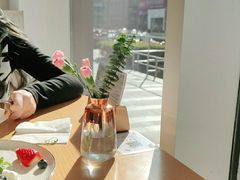靠窗位-WOKKA by艮上(中海环宇荟店)