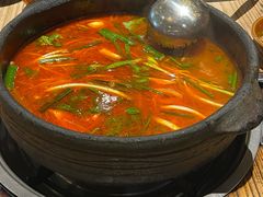 -贵厨酸汤牛肉(花果园国际中心店)