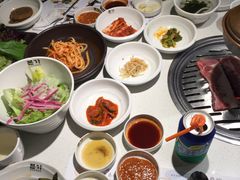 小菜-本家韩国烤肉(青岛万象城店)