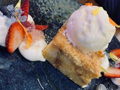 -FLOVIE FLORIST CAFE