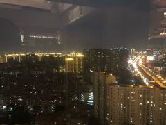 -荣誉国际酒店-云顶旋转餐厅