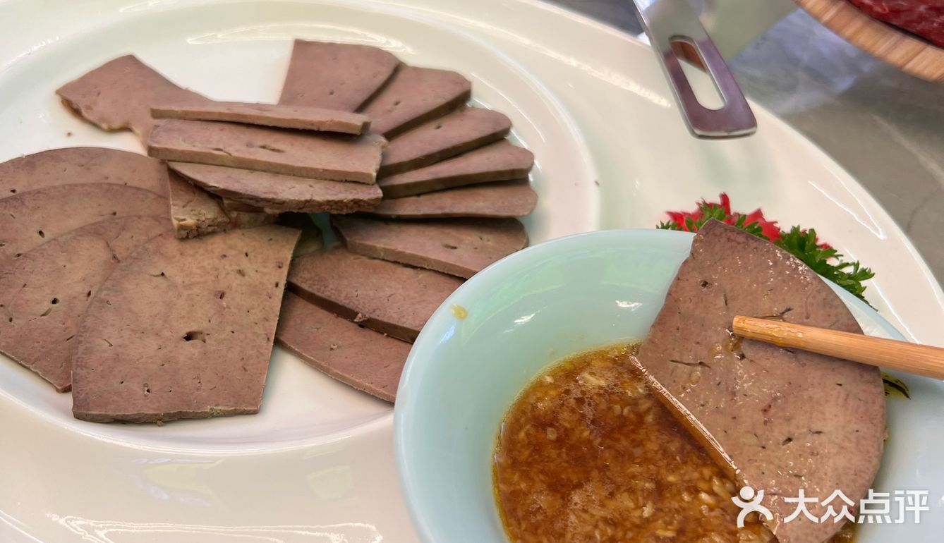 岛城第一家驴肉火锅上线啦[加油]