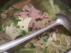 -全牛匠·乐山跷脚牛肉(新中关店)