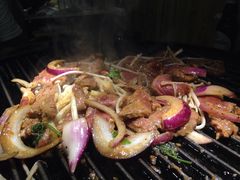 -燚店·铁板鱼蛙·烤肉·烤串(北新桥店)