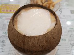 仁信——原只椰子炖双皮奶-仁信老铺(华盖路店)