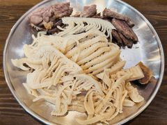-谢大牛馆·中式卤牛排(老店)
