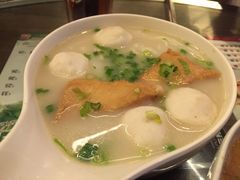 鱼蛋河粉-翠华餐厅