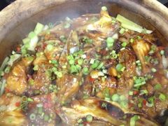 砂锅啫啫鱼头-怡情荟•海鲜青岛菜(五四广场旗舰店)