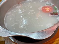 -丽江人家斑鱼火锅(保健路店)