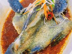 -四川小胡子海鲜(丁村万人海鲜广场店)