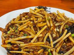 -椒香川流不息川菜馆(二七北路店)