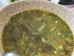 酸菜粉丝汤-土司宴
