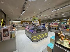 -泡泡玛特POPMART(蓝色港湾店)