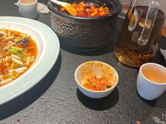 -万重锦·人文川菜馆(骡马市店)