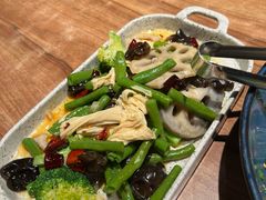 -耶里夏丽·丝路新疆菜·清真食品(徐汇南丹东路臻选店)