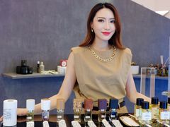 -梅龙镇广场