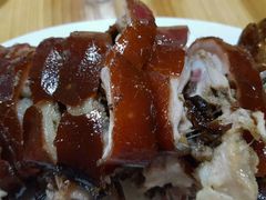 -黄记四更烤乳猪店